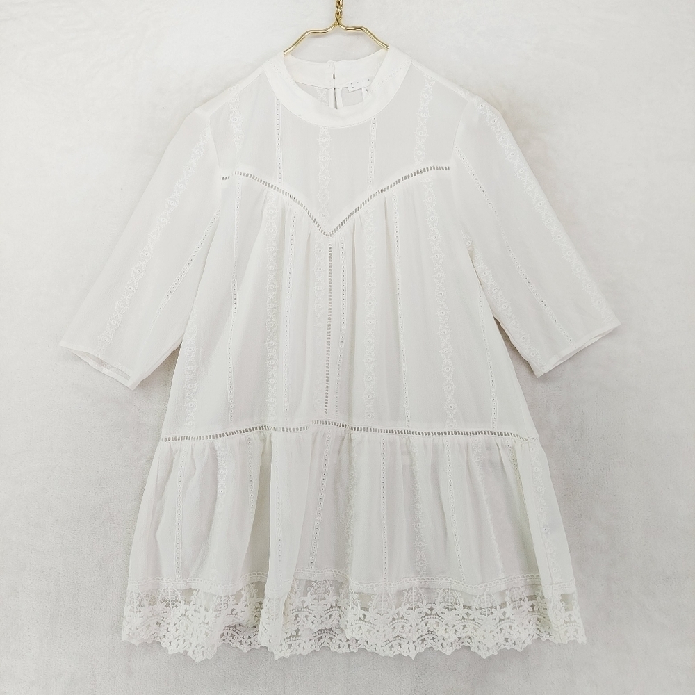 Leith White Polyester Half Sleeve Floral-Lace Mock Neck Blouse 3920